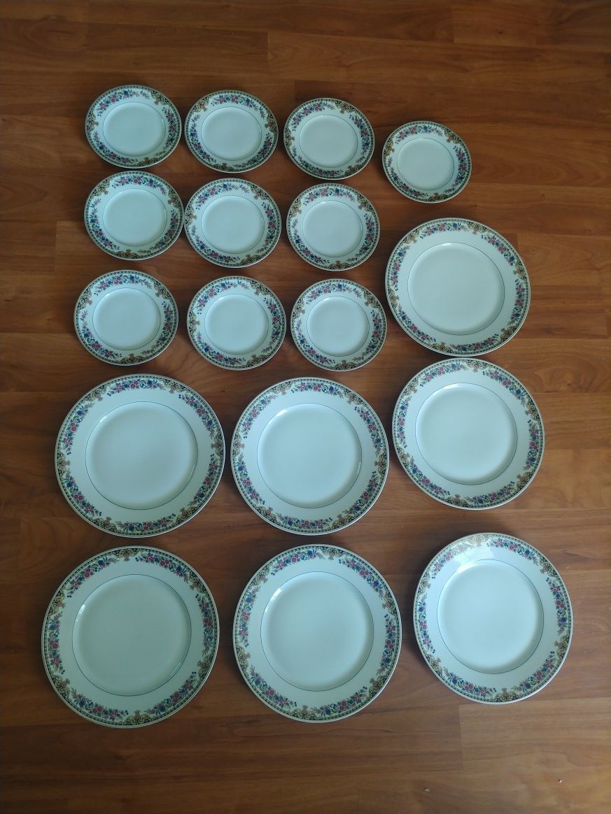 17pc Vintage Coronet Limoges France Plates handpainted