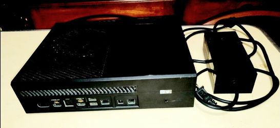 Xbox one 500gb Console with 3 games