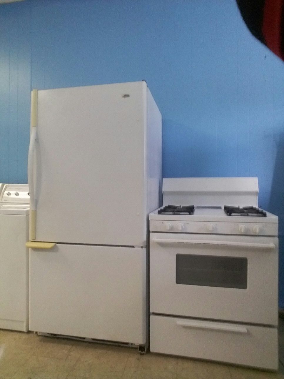 refrigerator stove white