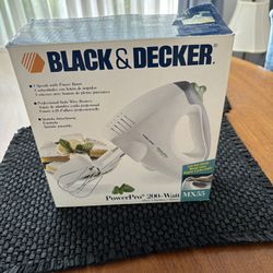 Black & Decker Hand Mixer
