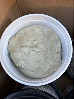 Plumber putty Sta put