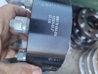 Wheel spacers 4 x 4 x 2