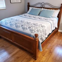 King size bad frame and dresser with mayor