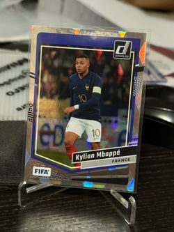 2023-24 PANINI DONRUSS OPTIC KYLIAN MBAPPE ARGYLE PRIZM FRANCE