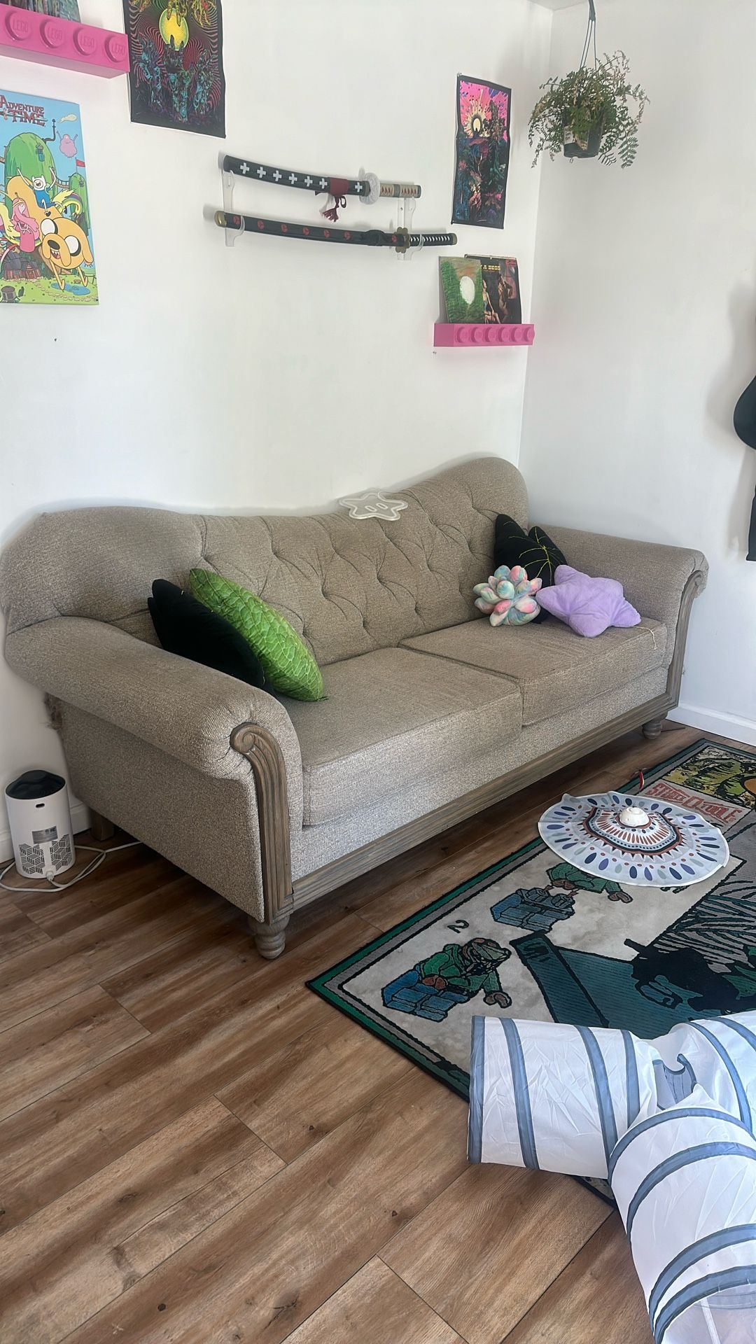 Free Couch