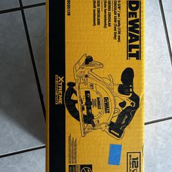 Dewalt Circular Saw 