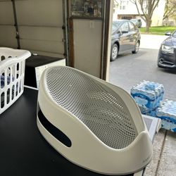 Baby bath 0-6 months like new , never used 