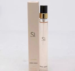 Giorgio Armani Women's Si 0.34 / 10ml Refillable Spray Travel Fragrance