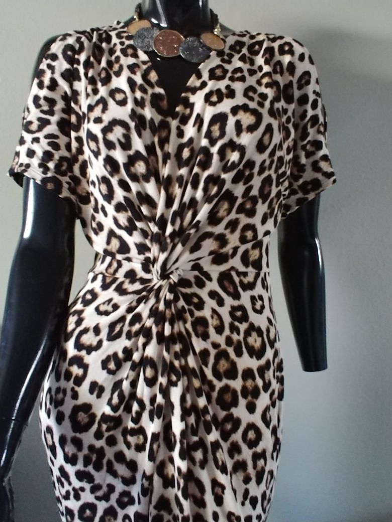 NEW Jennifer Lopez Leopard Print Dress - Size: S