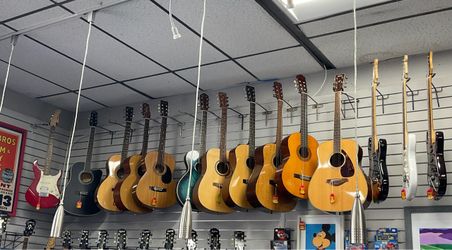 Acoustic Guitars Taylor, Fender, Yamaha, Hohmer,  Takamine,