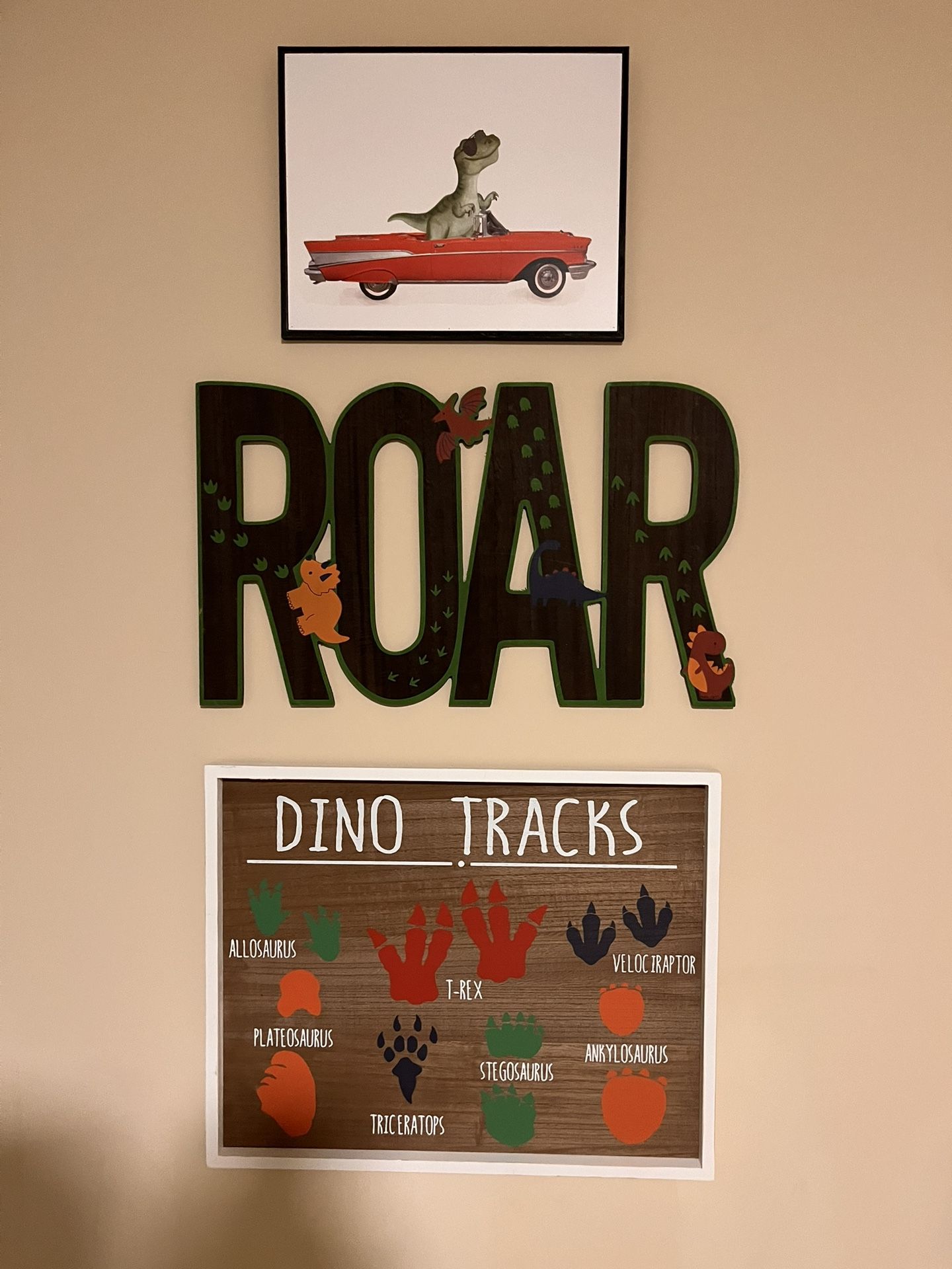 Dinosaur Room Decor Set