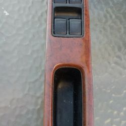 2000-2004 TOYOTA AVALON WOOD TRIM MASTER LEFT DRIVER WINDOW SWITCH OEM - $60 (Pawtucket)

