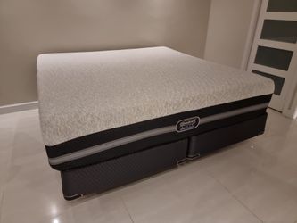 King Size BED