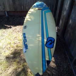 Tri Fin Surf Board, 200$ Obo