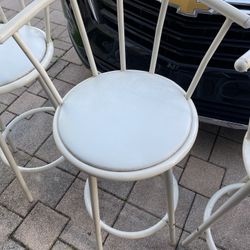 Bar Stools 