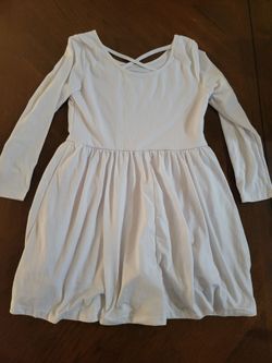 👗 Girls White Long Sleeve Fit & Flare Dress Criss Cross Back Approx Size 7/8
