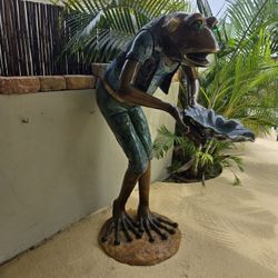 Bronze Frog Fountain 