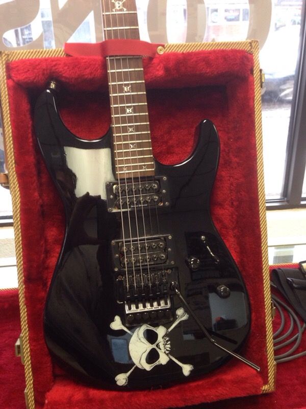 Fender Showmaster Guitar
