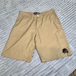 Metal Mulisha Men’s 38 pinstripe chino shorts in khaki/tan w/ blk Y2K 2000s