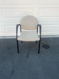 Allsteel A-Lop Guest Chair
