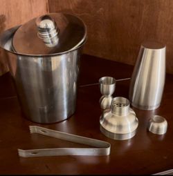 Cocktail Shaker Set with Ice Bucket