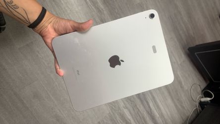 iPad 10th Gen 64gb Wi-Fi