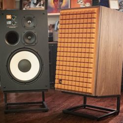 Speaker Stands 