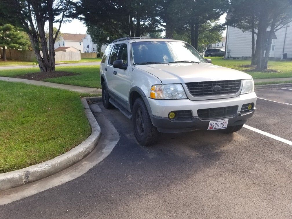 2003 Ford Explorer