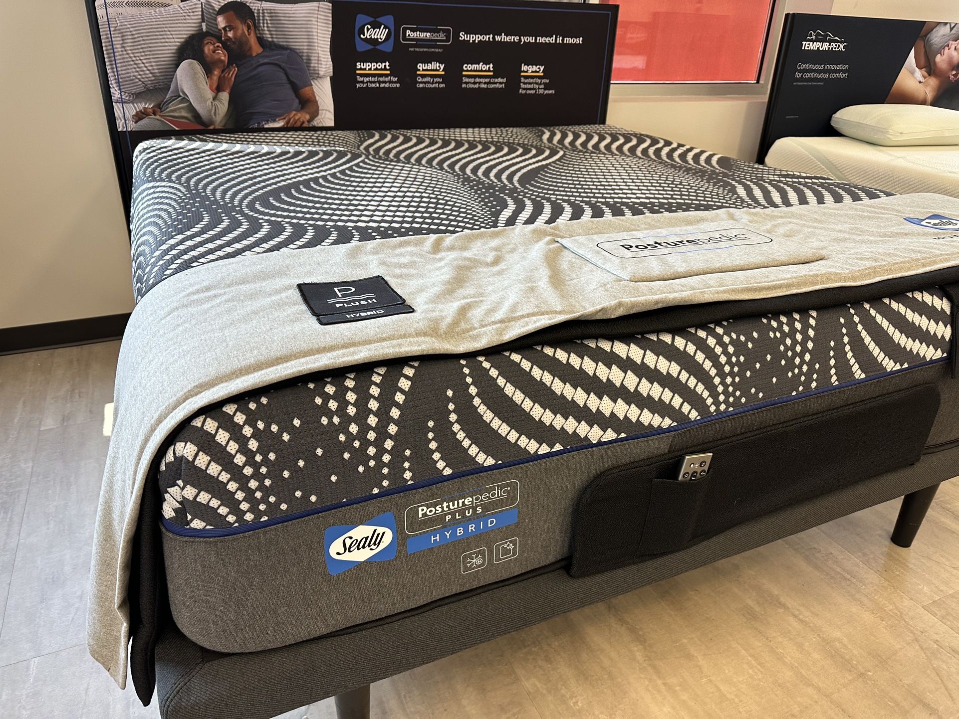 Memorial Day Outlet Sale Save On Sealy Posturpedic Plus Plush Hybrid