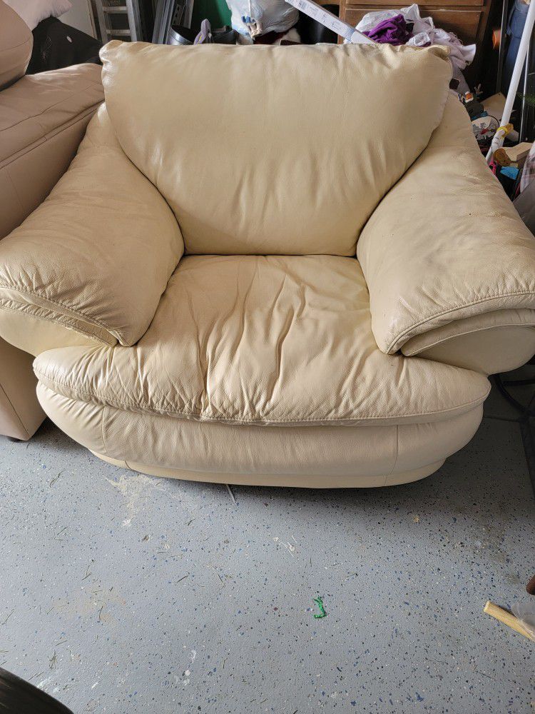 Cozy Leather Chair
