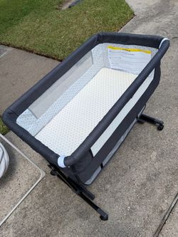 Bedside bassinet