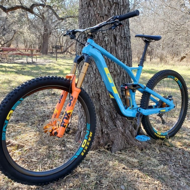 Gt force clearance carbon pro 2019