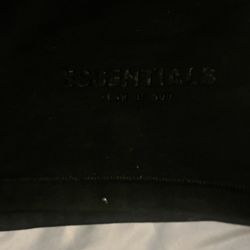 Men’s Small Essential Shorts