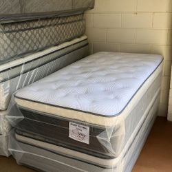 Brand New Twin Size Mattress 14” Thick 🌟 Pillow Top – Factory Direct! Also available in Full, Queen & King. Ask about our Same-Day Delivery 🚚 