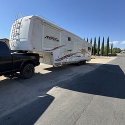 2007 Next Level Toy Hauler 