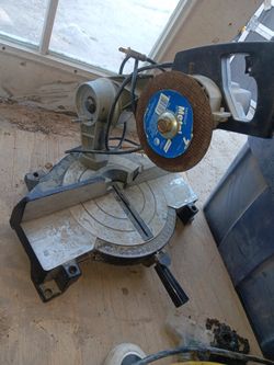 Black N Decker Power Miter Saw