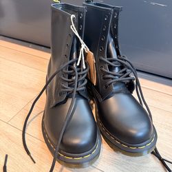 Doc Marten Boots
