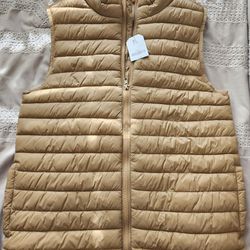 NWT - Boys Puffer Vest - Size XL 14-16