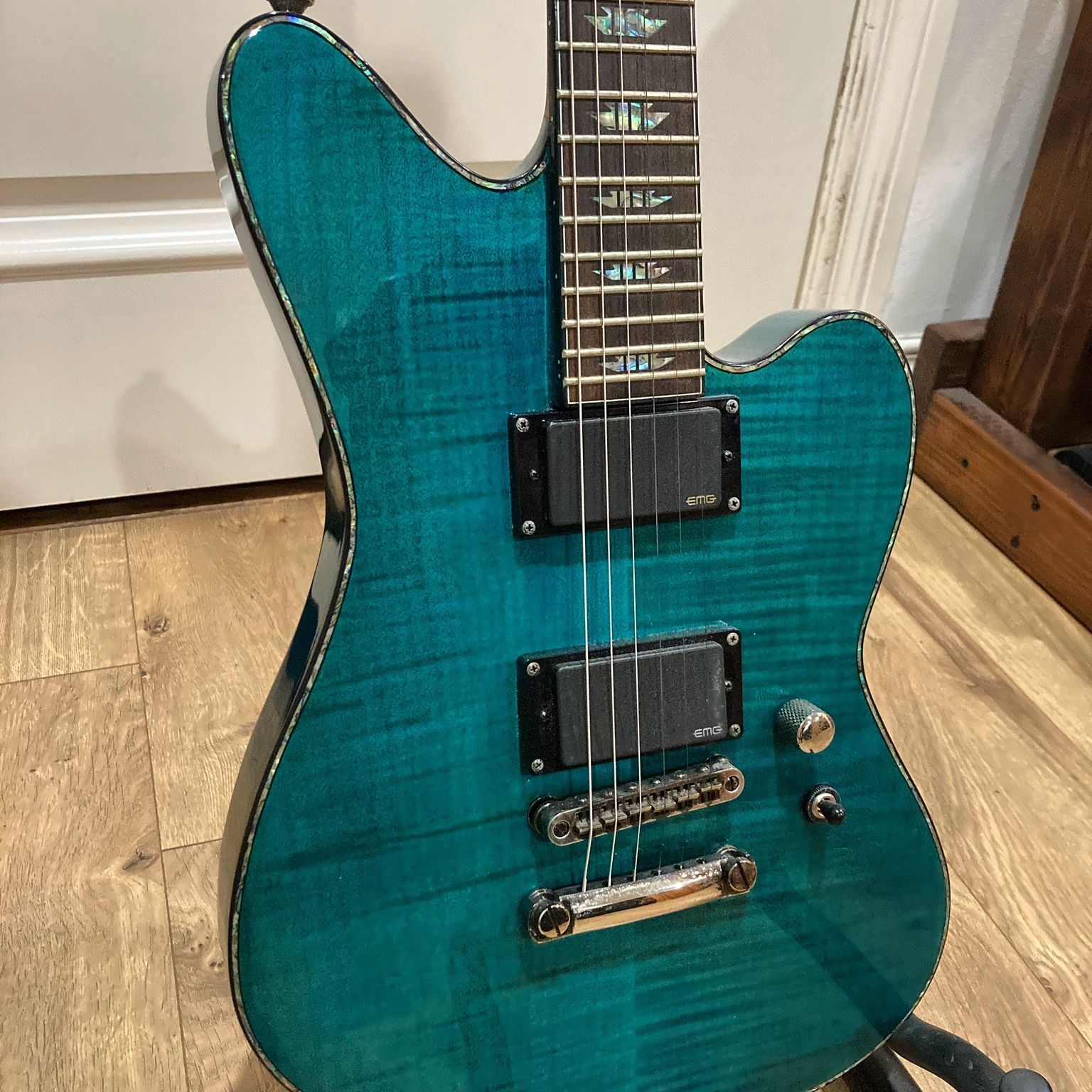 Charvel Desolation Skatecaster SK-1 ST Electric Guitar for Charvel Desolation Skatecaster SK-1 ST Electric Guitar for