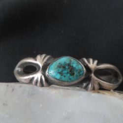 Unique Silver patina Bracelet cuff turquoise like stone no markings