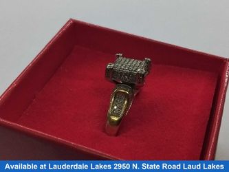 Women's Ring - Solitaire - Yellow Gold 10k (.417) 4.5 grams Size 8.5