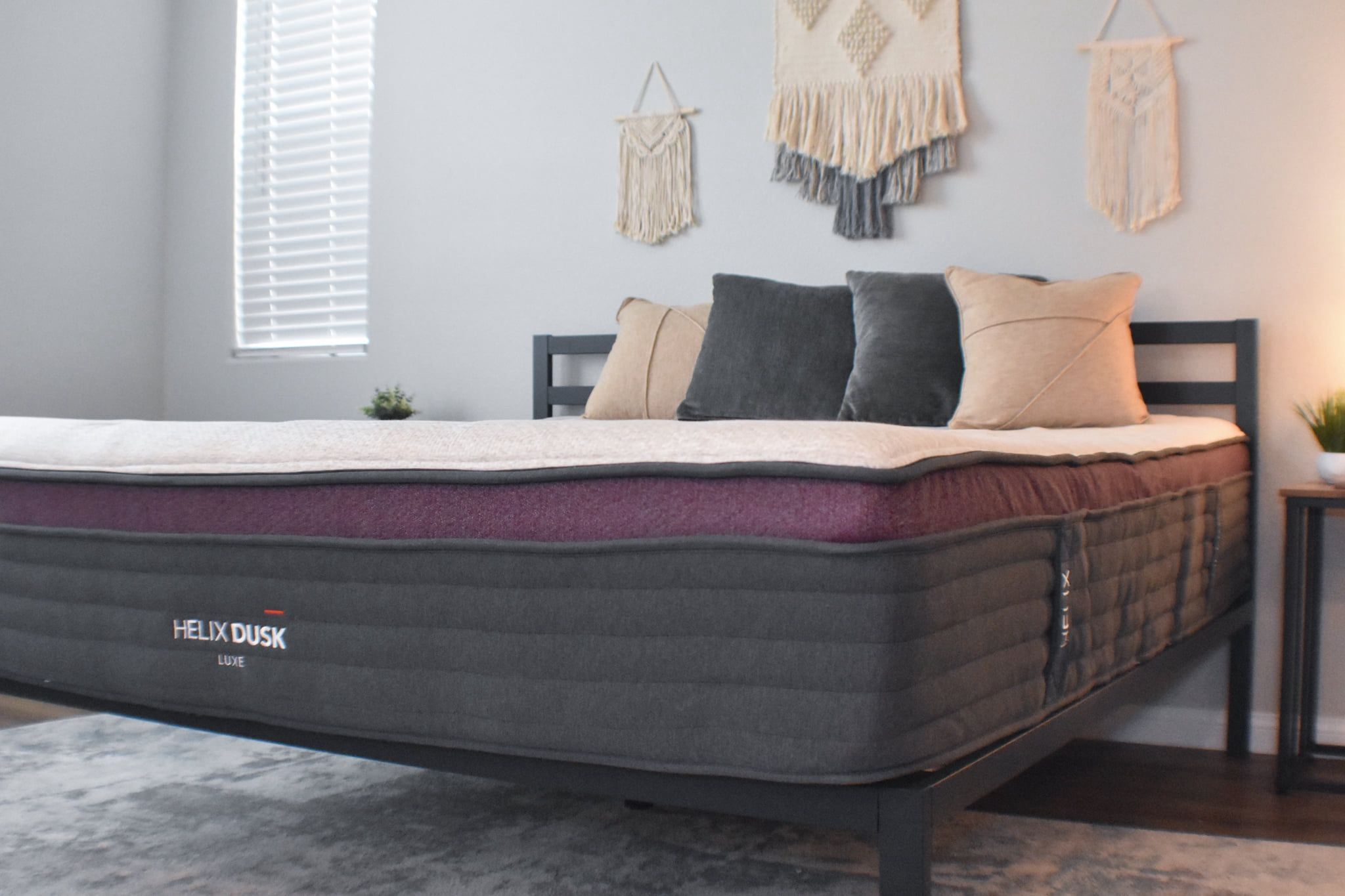 Helix Luxe Dusk, King, Cover: Original Cover, Top Layer: Original Layer , Perfect Condition