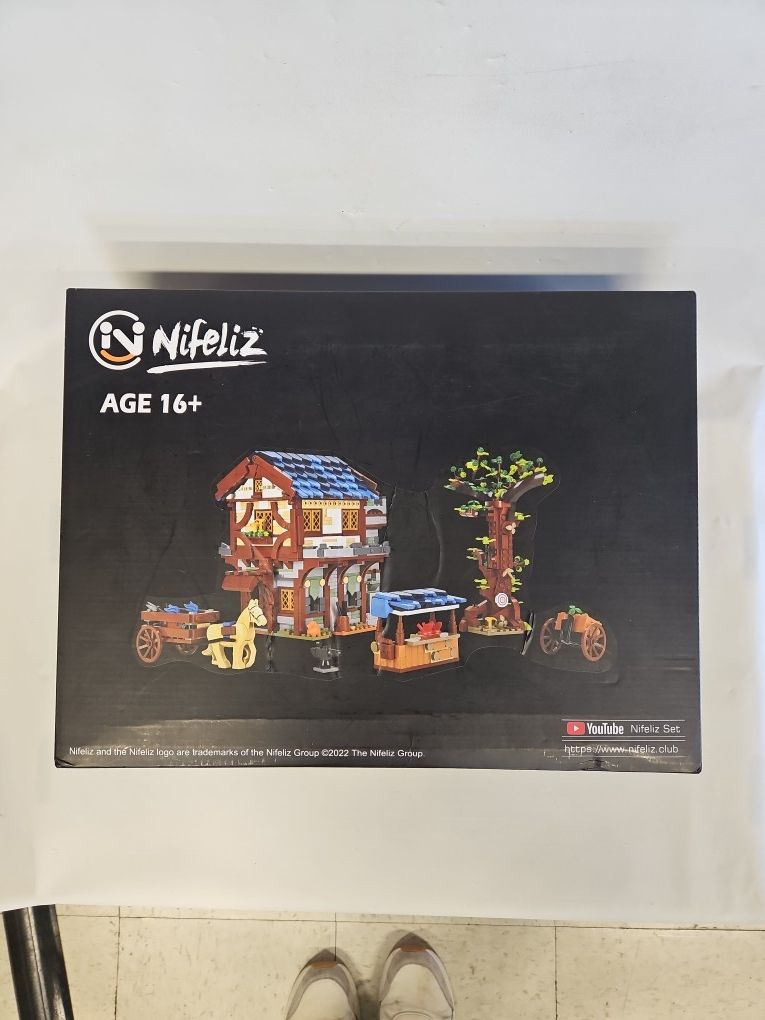 Nifeliz Medieval Town Market Building Kit 809701-11