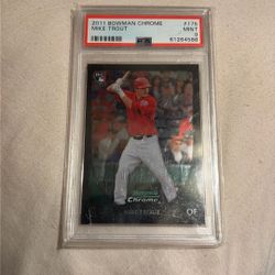 MIKE TROUT BASEBALL CARD 