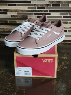 Womens Vans Sneakers - Seldan- Tumble Leather Mauve