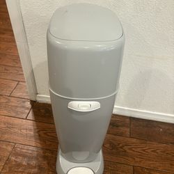 Diaper Genie Gray