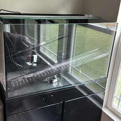 75 Gallon Aquarium With Stand Built In Filter + lights 