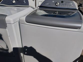 Whirlpool Cabrio Washer and Dryer Set