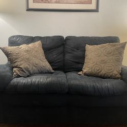 Loveseat 