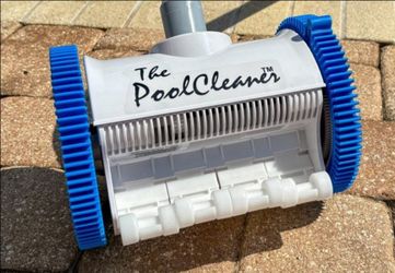 2 Wheel Hayward Pool Cleaner Excl.Condition